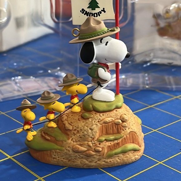 Hallmark Keepsake Ornaments Set of 3, 2010 - Picture 8 of 13